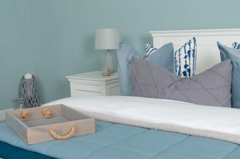 Ninaka Bright White Ottoman Storage Bed Frame – Multiple Sizes, B Grade - Image 5