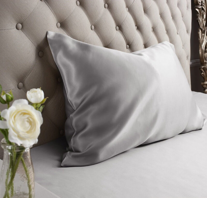 Ninaka Silk Pillowcase – Soft, Smooth & Hypoallergenic - Image 2