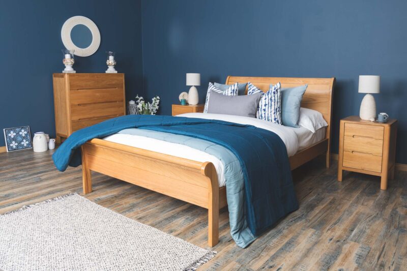 Ninaka Solid Oak Sleigh Bed Frame – Various Sizes, B Grade - Image 2
