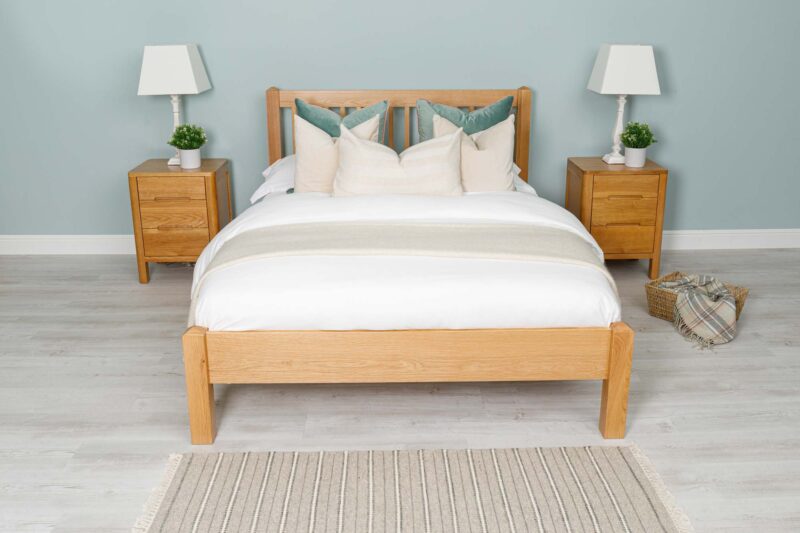 Ninaka Solid Natural Oak Bed Frame – Multiple Sizes, B Grade