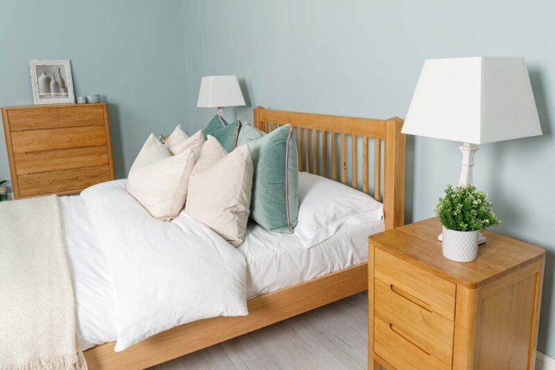 Ninaka Solid Natural Oak Bed Frame – Multiple Sizes, B Grade - Image 7